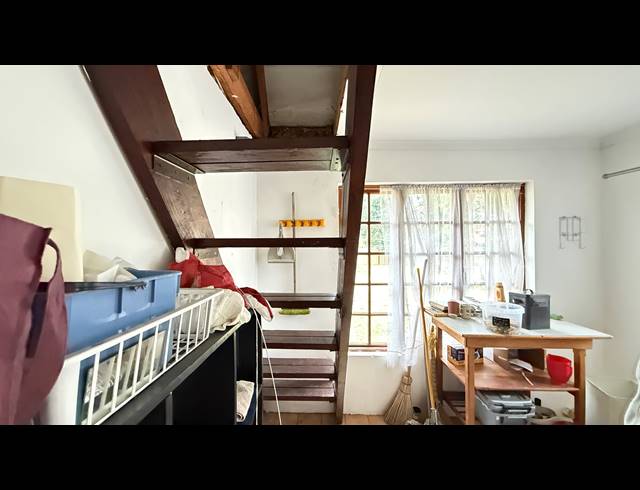 15 BEDROOM FREEHOLD FOR SALE IN FAIRLEADS